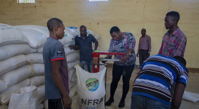 WANANCHI WAPONGEZA UTENDAJI WA NFRA KWENYE HUDUMA YA UUZAJI MAHINDI