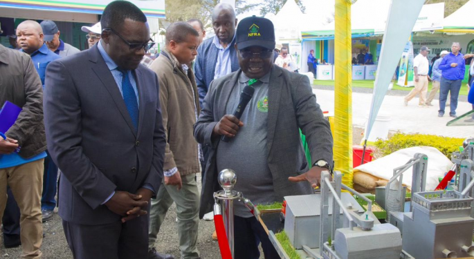 KATIBU MKUU KIONGOZI AFURAHISHWA NA JUHUDI ZA NFRA KWENYE SUALA LA KUPAMBANA NA UHABA WA CHAKULA NCHINI